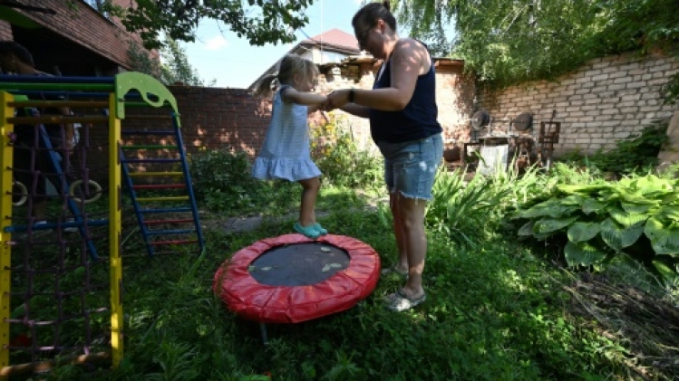 Ukraine: fuir la guerre, puis revenir malgré elle