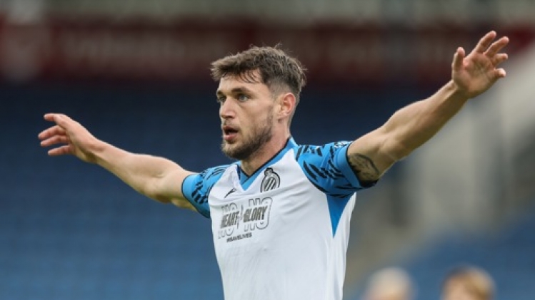 Le Club de Bruges rejoint Osasuna en barrages de la Conference League