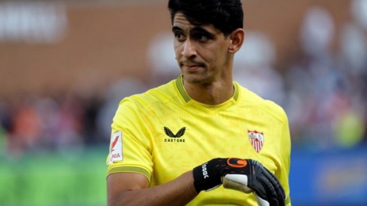 Le gardien marocain Yassine Bounou quitte Séville pour Al-Hilal