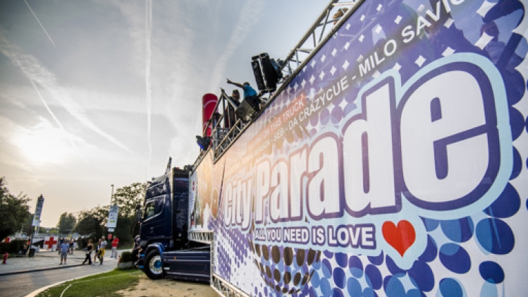 La City Parade défilera sur des rythmes techno autour de la gare de Mons le 2 septembre
