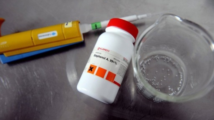 Des chercheurs belges développent des alternatives sûres au bisphénol A