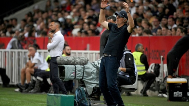 Ligue 1: à Lyon, avant d'affronter Paris, Blanc cherche à positiver