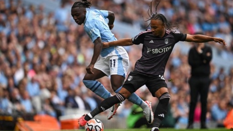 Manchester City et Doku dominent Fulham, troisième défaite de rang pour Burnley et Kompany