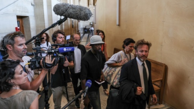 Ouverture du procès à Paris pour meurtre du rappeur MHD et de 8 coaccusés