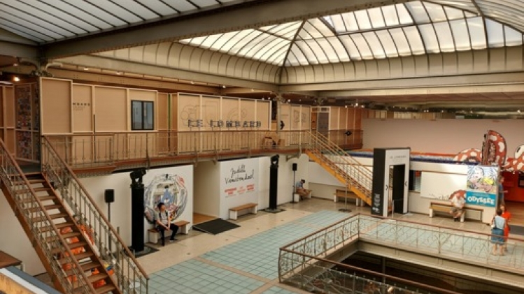 La famille Lombard a posé ses meubles au CBBD jusqu'en août 2024