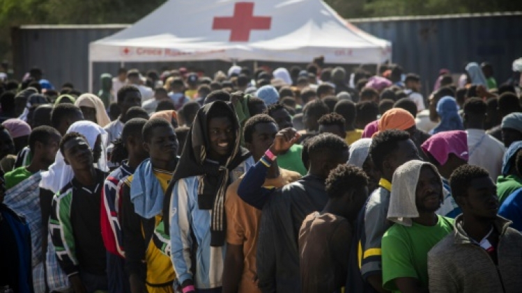 Afflux record de migrants sur l'île italienne de Lampedusa