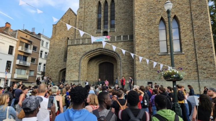 Solidaris, la FTGB et d'autres organisations s'en prennent au gouvernement