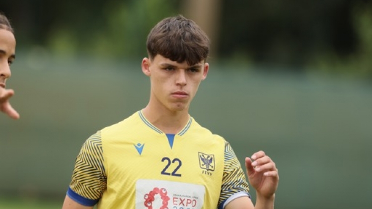 Un premier contrat professionnel à Saint-Trond pour le jeune Tristan Teuchy, 19 ans