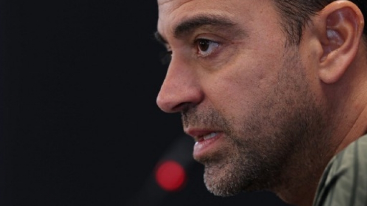 Xavi confirme la prolongation de son contrat à la tête du FC Barcelone
