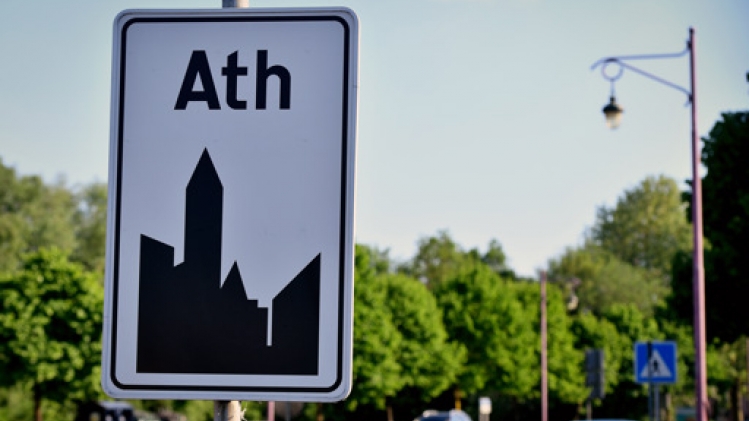 Une femme heurtée et broyée par un engin agricole à Ath