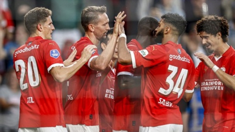 Six sur six pour le PSV qui s'impose sans forcer face aux Go Ahead Eagles