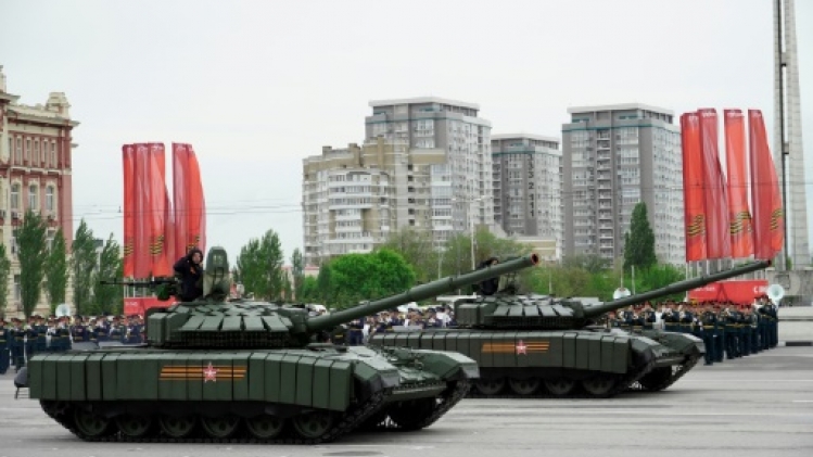 Moscou acte l'envolée de ses dépenses militaires, Kiev accueille ses alliés