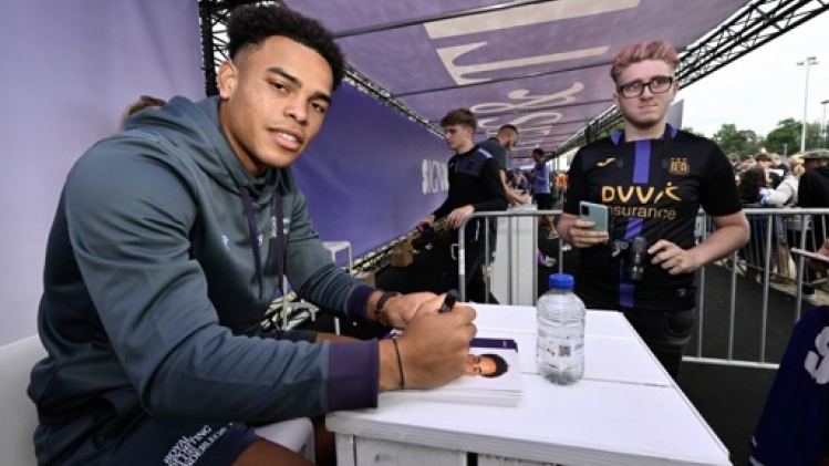 Mario Stroeykens prolonge son contrat auprès d'Anderlecht jusqu'en 2026