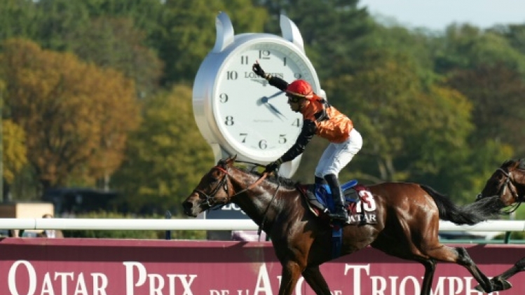 Prix de l'Arc de Triomphe : victoire du cheval Ace Impact, l'invincible