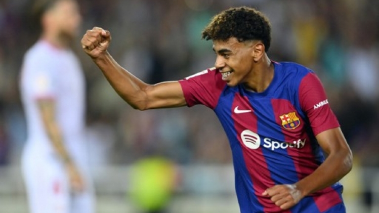 Barcelone prolonge Lamine Yamal, 16 ans, avec une clause libératoire d'un milliard d'euros