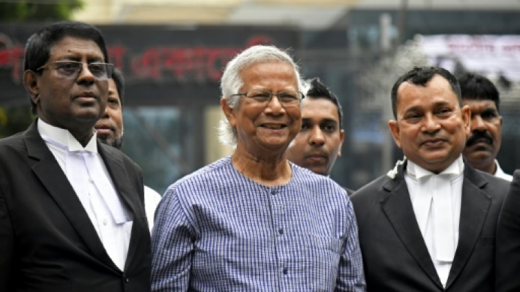 Muhammad Yunus, prix Nobel, reconnu coupable dans une affaire de droit du travail au Bangladesh