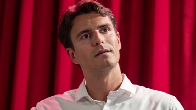 Une ASBL d'intégration des Roms porte plainte contre Conner Rousseau