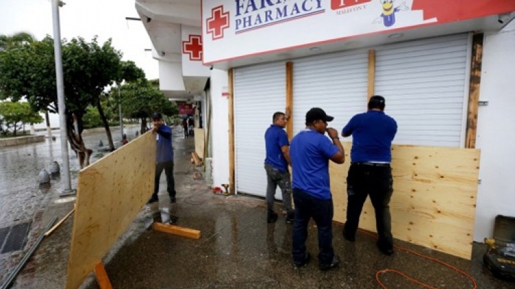 L'ouragan Lidia a touché terre au Mexique