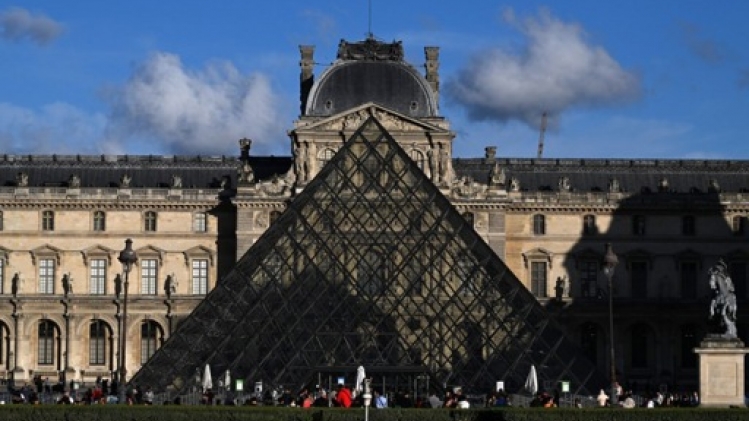 Le Musée du Louvre fermé en raison d'un mouvement social