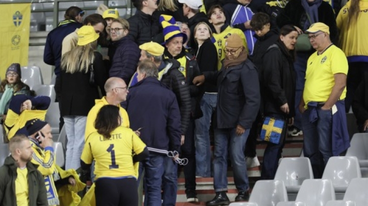 Le Centre de crise examine l'évacuation du stade Roi Baudouin