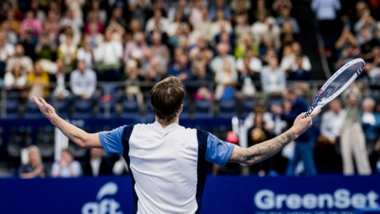 Alexander Bublik écrase Arthur Fils à Anvers et remporte le troisième titre de sa carrière