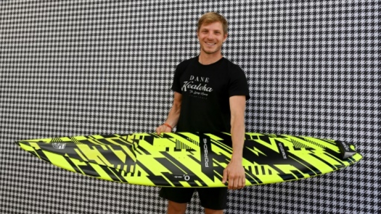 Quand un surfeur embarque la science dans sa quête de records