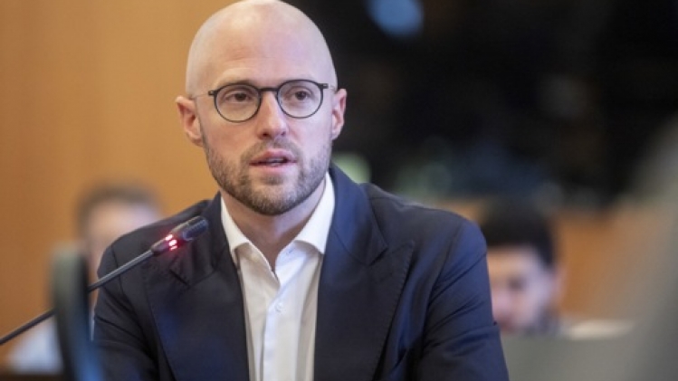 Nouvelle réunion à six partis sur le budget