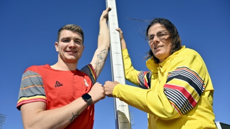 Thomas Carmoy choisit une autre approche avec Tia Hellebaut comme coach