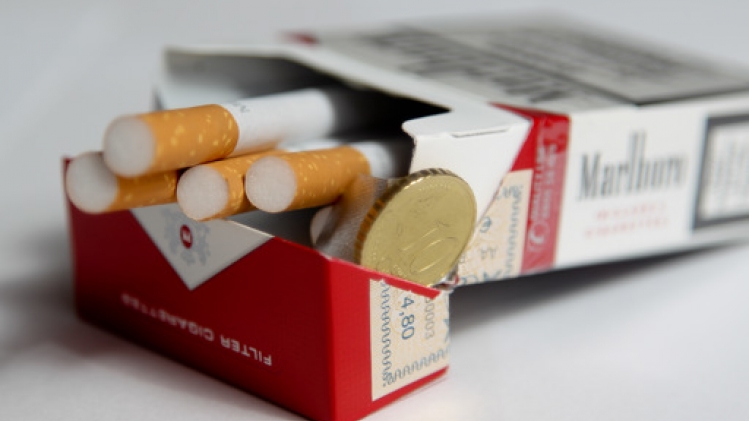 La Cour constitutionnelle valide l'interdiction de vente de tabac dans des distributeurs