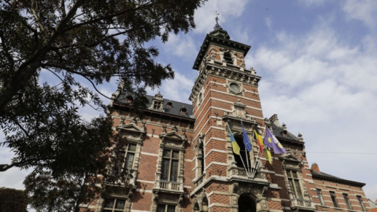 Anderlecht: dans un contexte de menaces, le MR demande le report du conseil communal