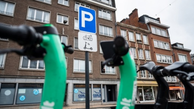 Le service de trottinettes électriques et de taxis Bolt se lance aussi à Liège
