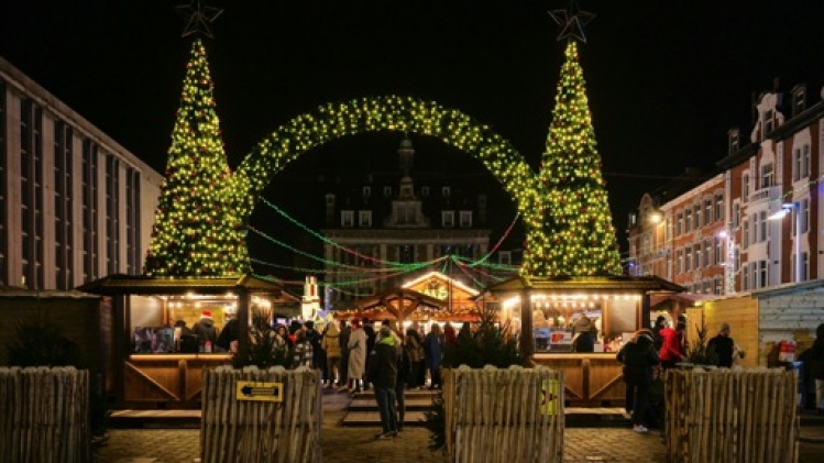Namur inaugure son village de Noël entièrement repensé