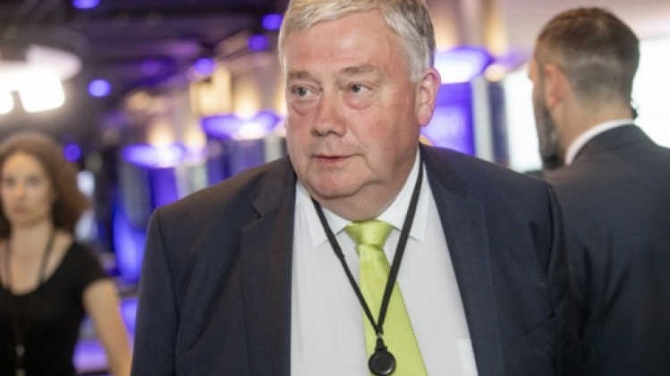 Marc Tarabella sur le point de quitter l'hôpital après une opération cardiaque