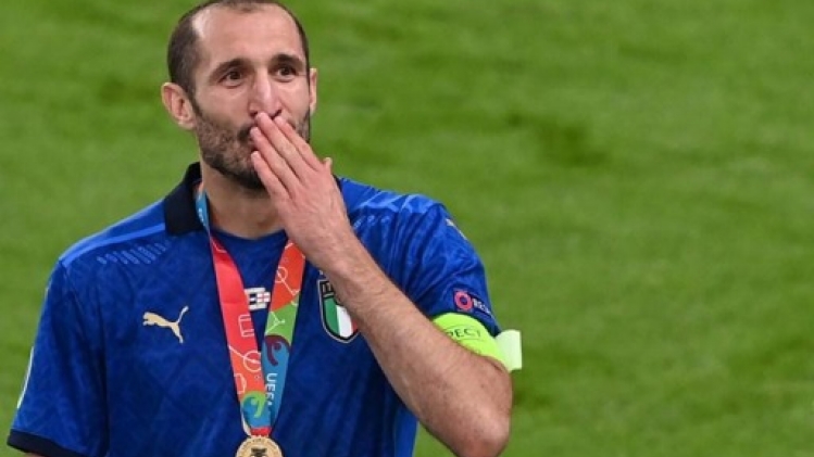 Le défenseur italien Giorgio Chiellini met un terme à sa carrière