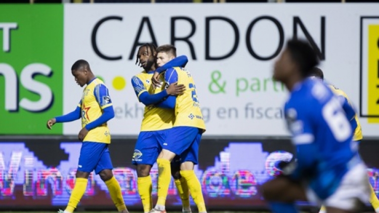 Beveren bat les jeunes de Genk, partage blanc entre les Futures d'Anderlecht et Ostende