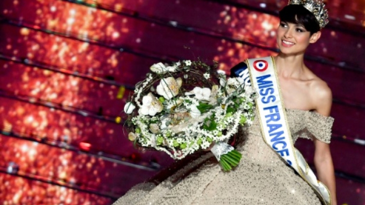 Miss France: les stéréotypes sur la féminité, ça doit changer, affirme la coiffeuse d'Eve Gilles