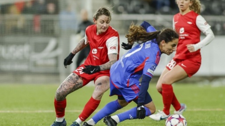 Douze sur douze pour le FC Barcelone, Lyon concède le partage en fin de match à Brann