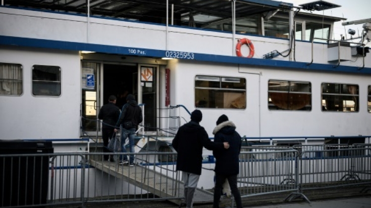 Bordeaux: un bateau de croisière pour accueillir des sans-abri