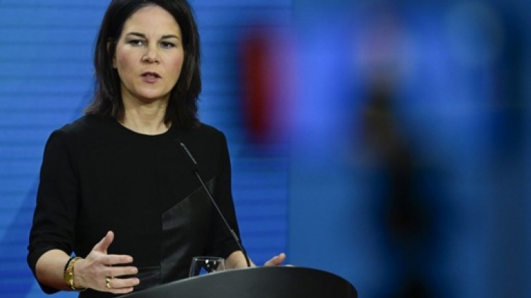 Poutine veut détruire l'Ukraine, affirme la ministre allemande des Affaires étrangères