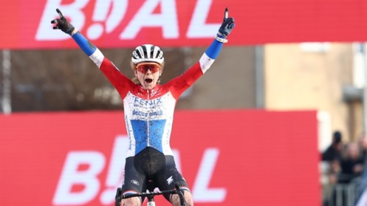 Puck Pieterse s'impose à Hulst et s'offre un 3e succès d'affilée