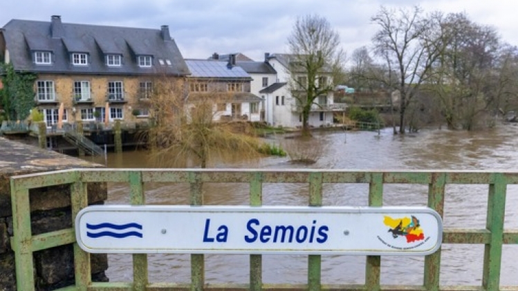 Tendance à la décrue pour tous les cours d'eau wallons
