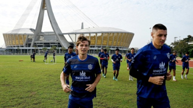 Au Cambodge, le rêve improbable d'un jeune footballeur français