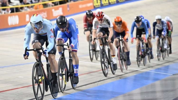 Tuur Dens termine 8e du scratch, le Portugais Iuri Leitao champion d'Europe