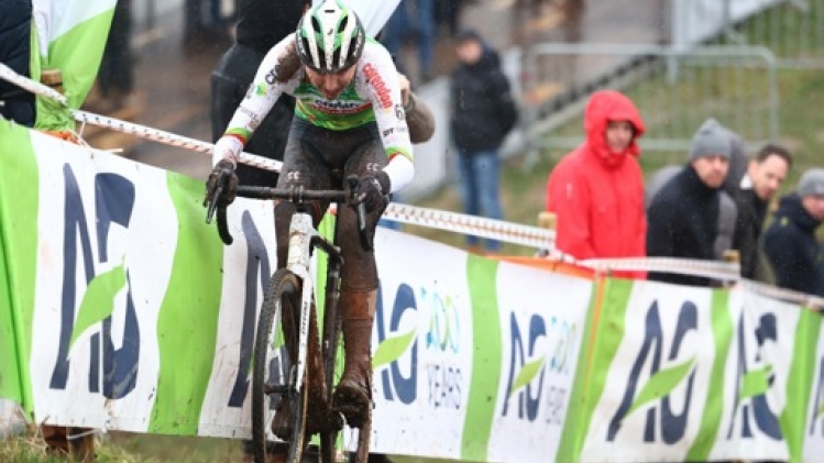 Emiel Verstrynge domine la course chez les espoirs