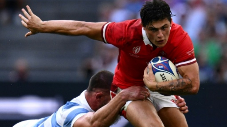 Le phénomène gallois Rees-Zammit quitte le rugby pour le football américain