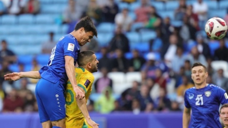 L'Ouzbékistan accompagne l'Australie en huitièmes de finale dans le groupe B