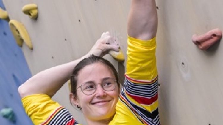 Chloé Caulier et Hannes Van Duysen champions de Belgique en escalade