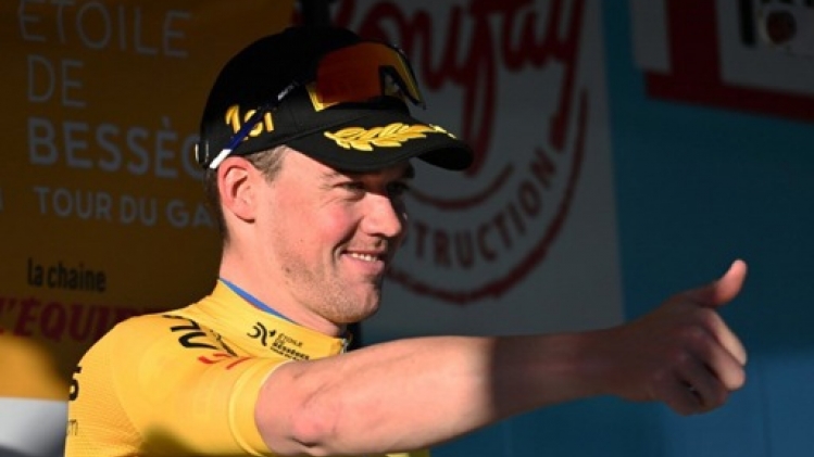 Mads Pedersen vainqueur final, Kévin Vauquelin s'adjuge le contre-la-montre