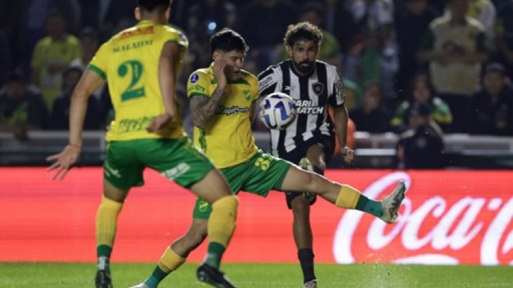 Diego Costa signe au Grêmio