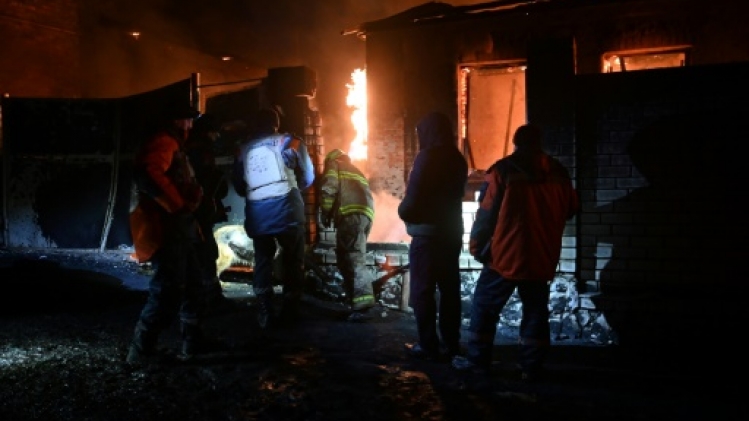 Ukraine: sept morts dont trois enfants après des frappes de drones russes à Kharkiv